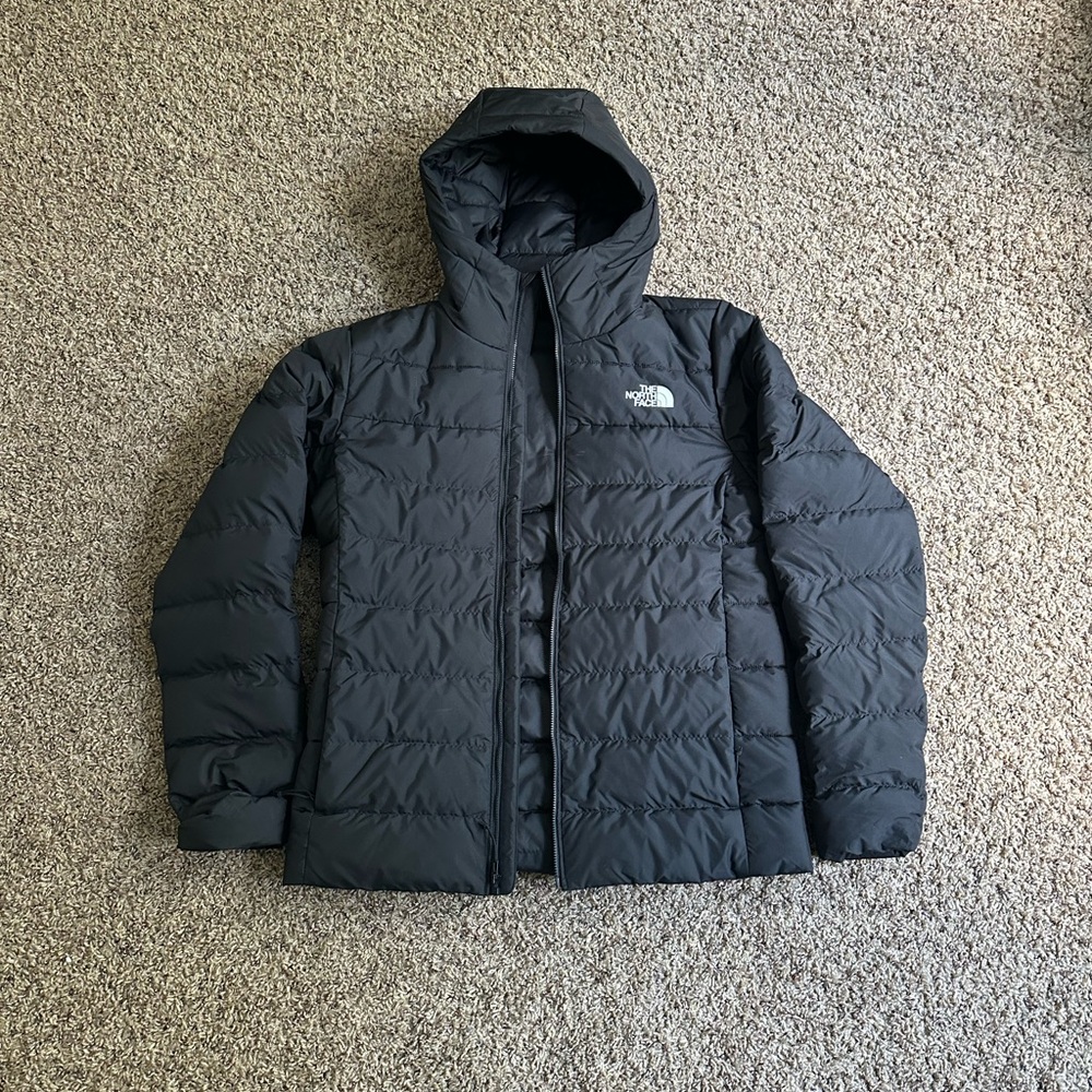 The North Face Men's Black Jacket. (Aconcagua 3 Hoodie)